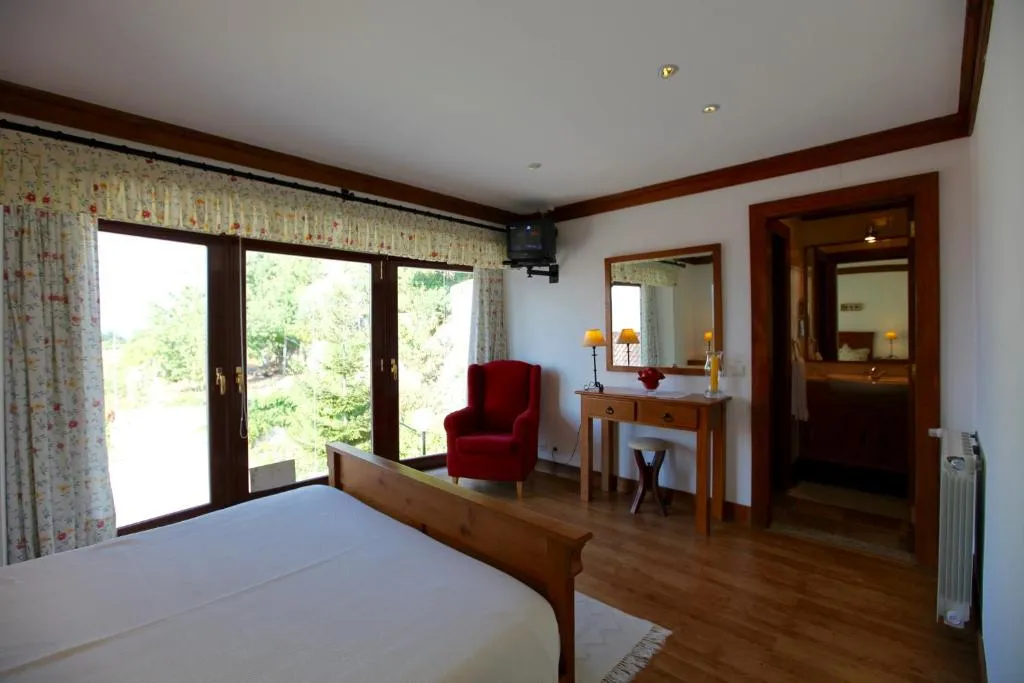 Quarto Duplo com Vista para a Montanha