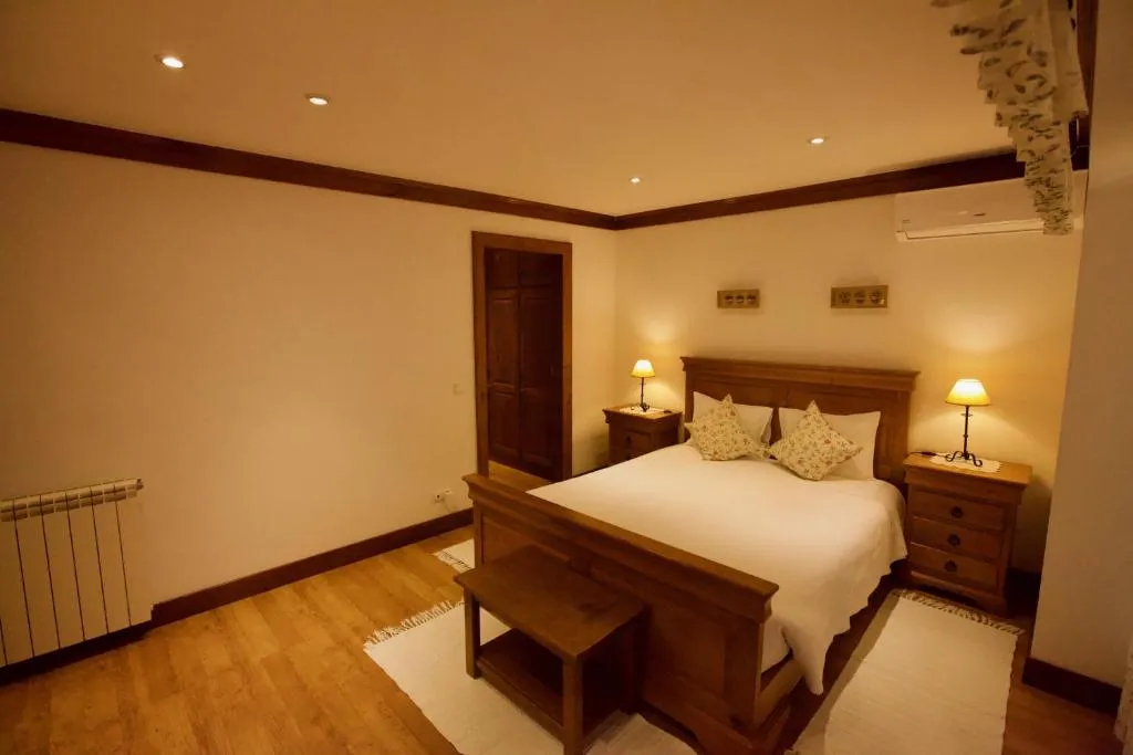 Double Room with Mountain View